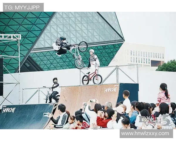 极限运动嘉年华杭州街舞队展现卓越团队协作精神与精彩表现